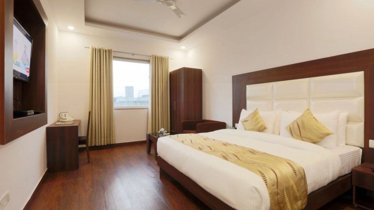 Photo of Bedroom in Mahipalpur