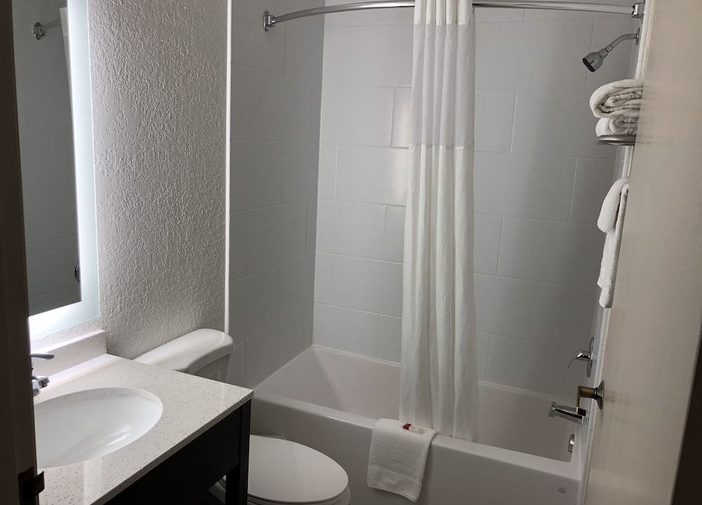 Photo of Bathroom in Elk Grove Village