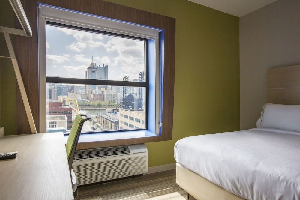 Photo of Bedroom in North Shore