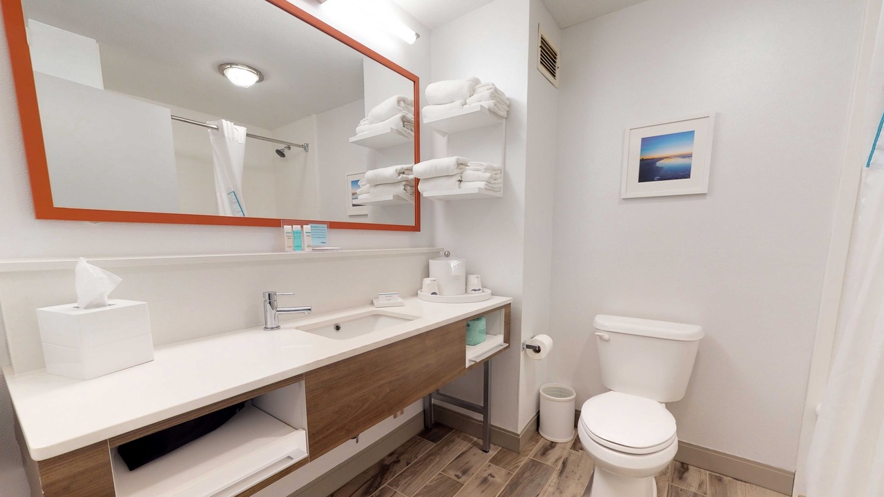 Photo of Bathroom in Saint Simons Heights