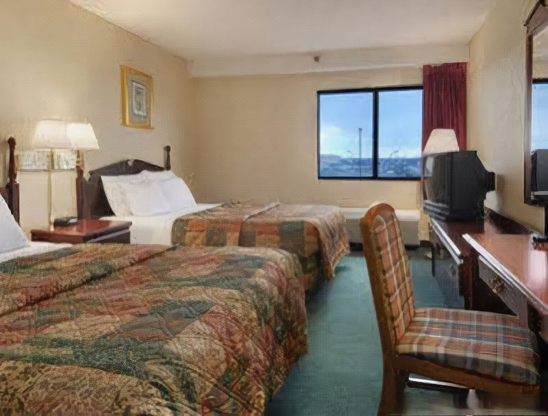 Photo of Bedroom in Romulus