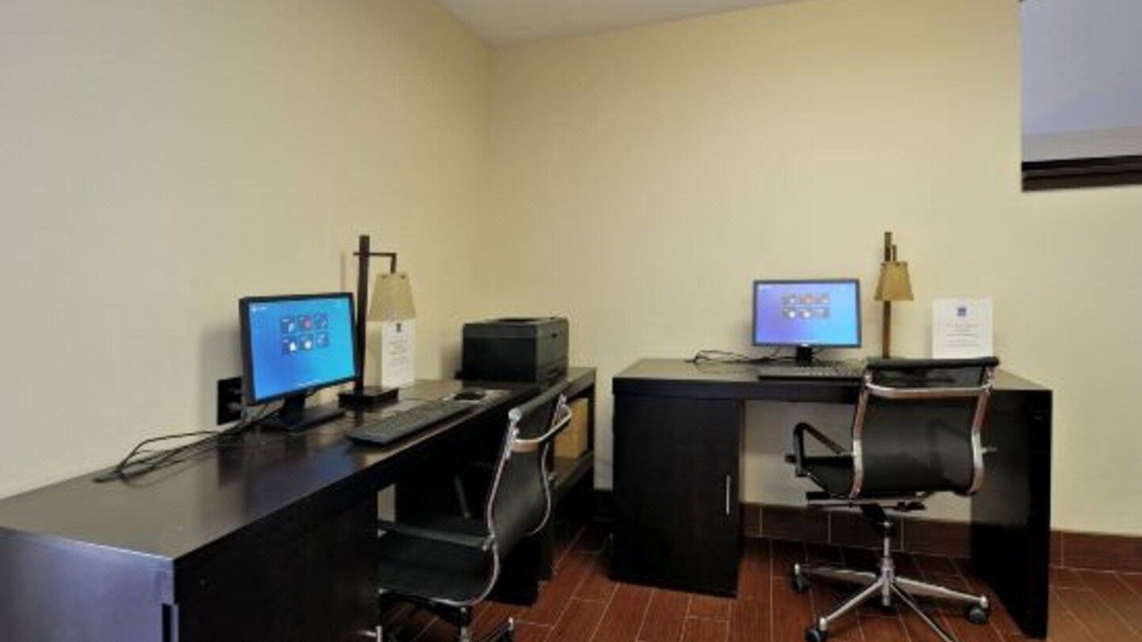 Photo of Livingroom in Blue Jay