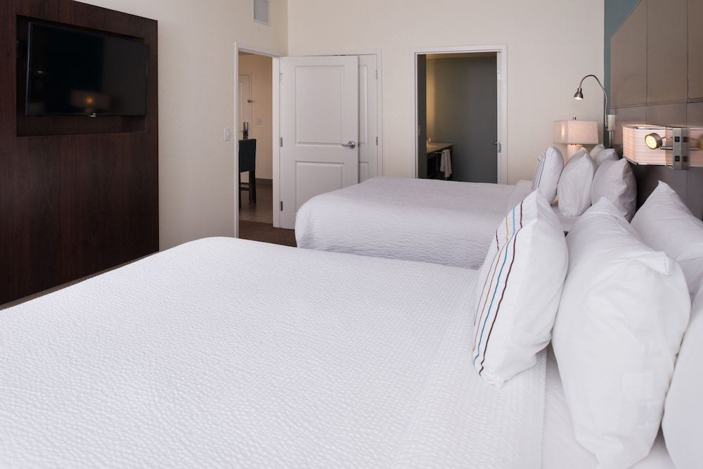 Photo of Bedroom in Ludlam