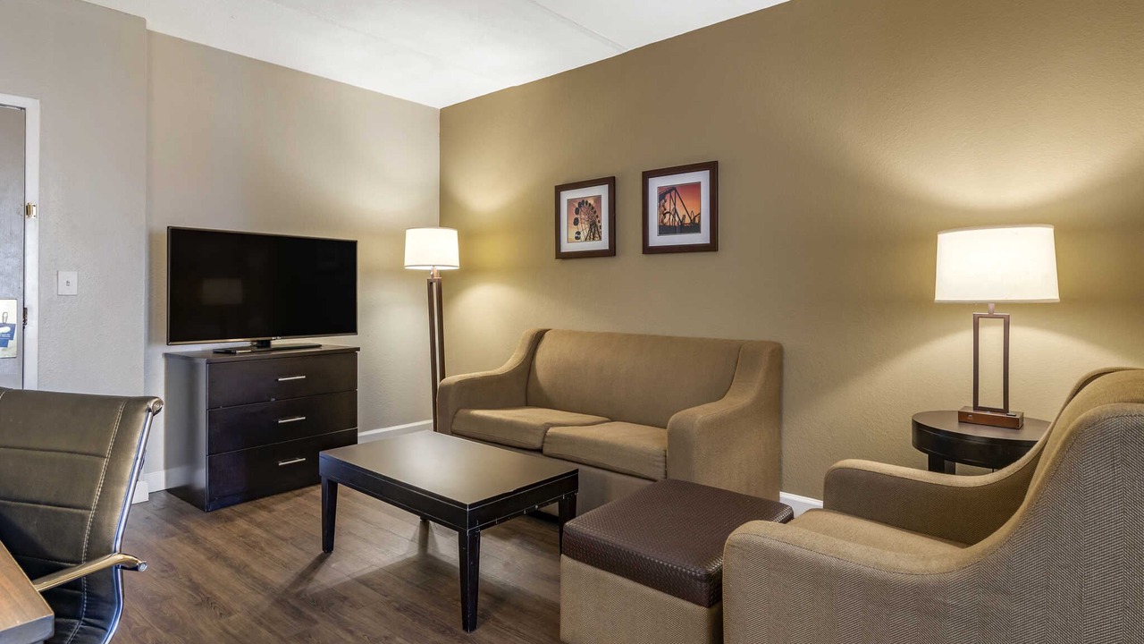 Photo of Livingroom in Lithia Springs