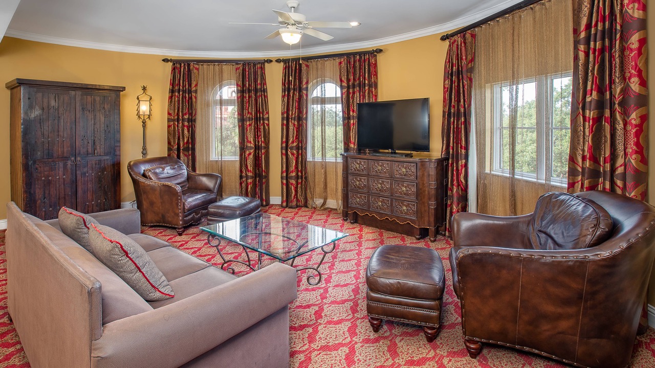 Photo of Livingroom in Downtown Historic District