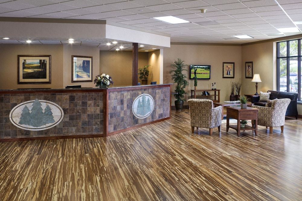 Photo of Livingroom in Okoboji