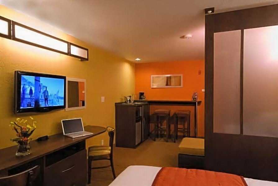 Photo of Livingroom in Albertville