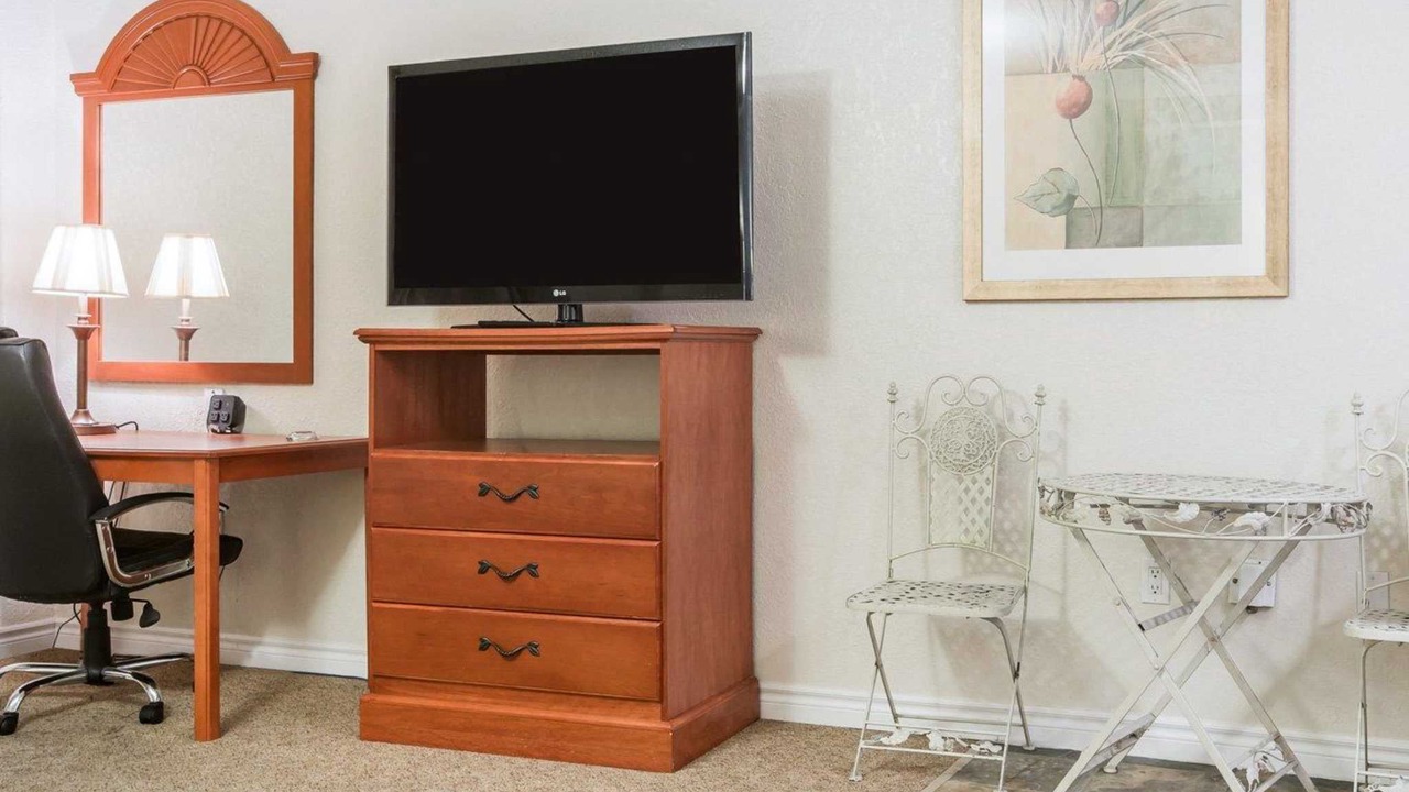Photo of Livingroom in Massena