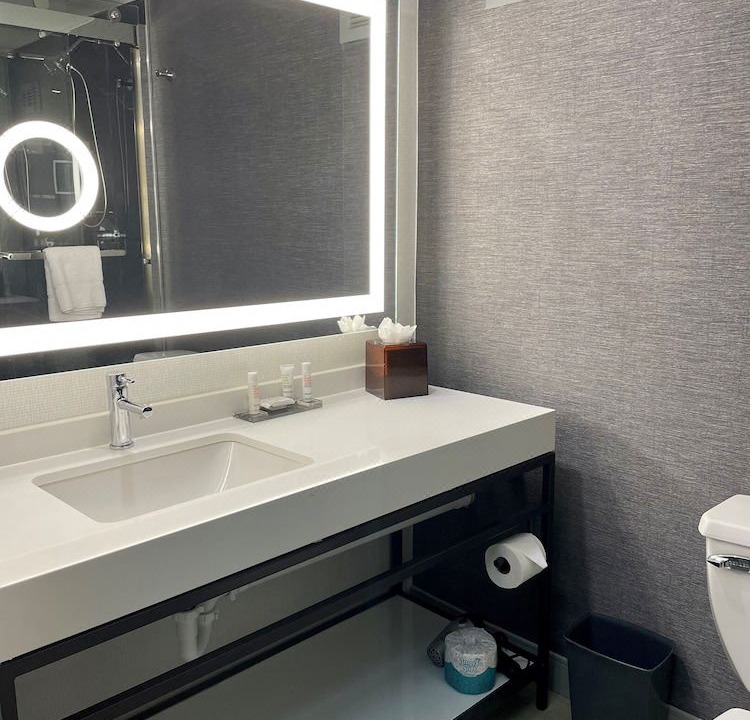 Photo of Bathroom in Greater Greenspoint