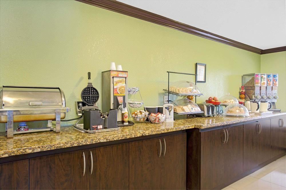 Photo of Kitchen in Florida City