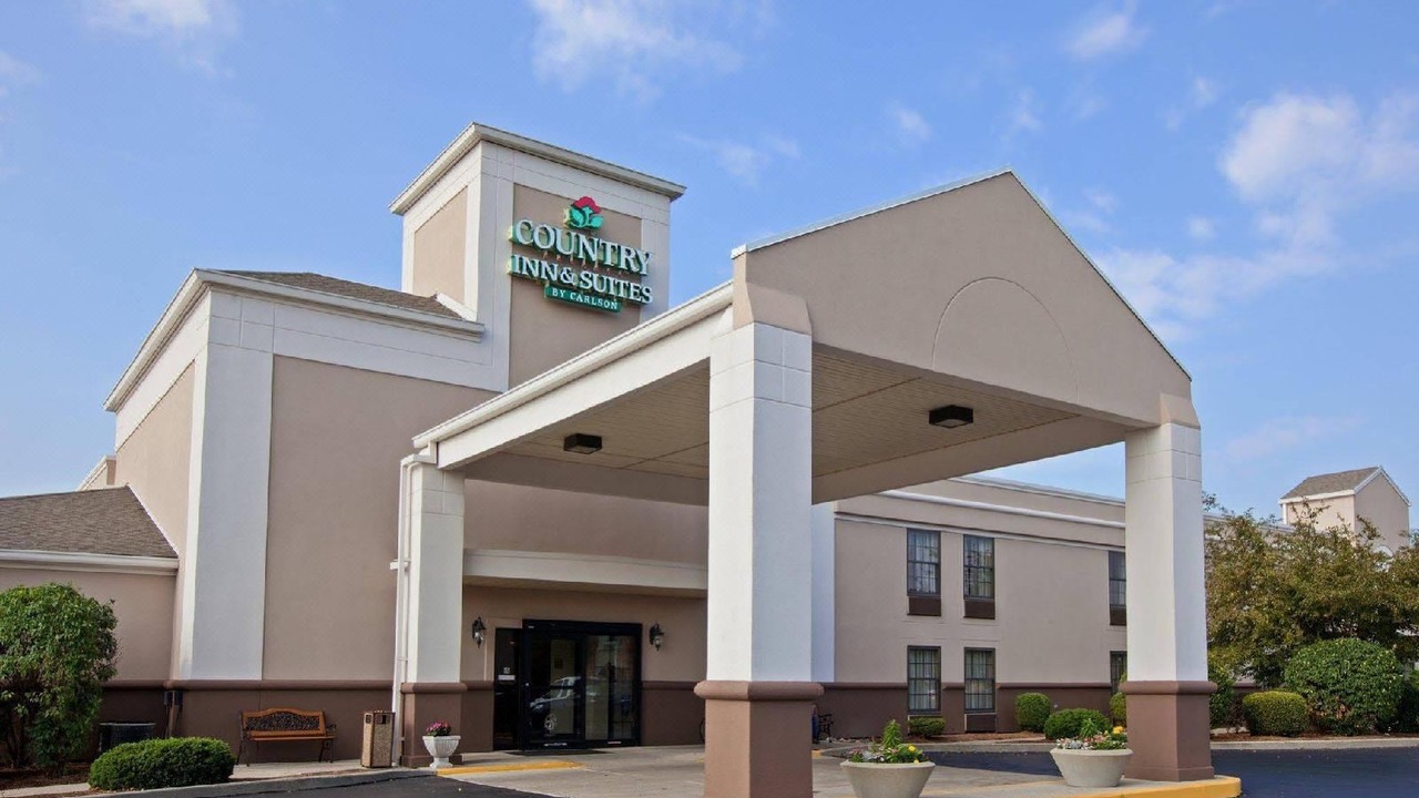 Photo of Buildings in Greenfield