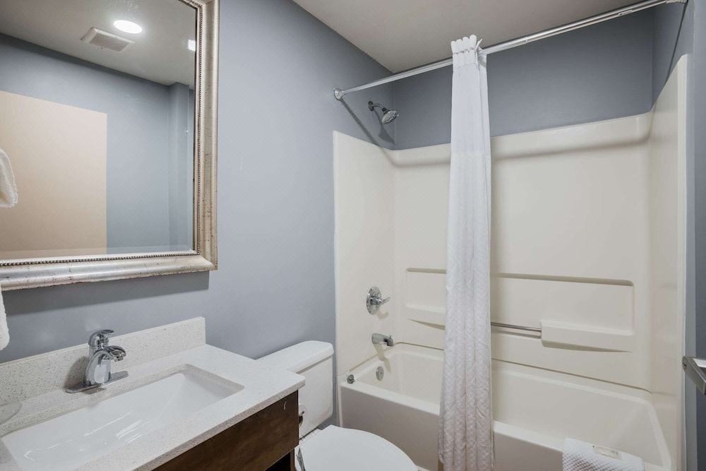 Photo of Bathroom in Blue Springs