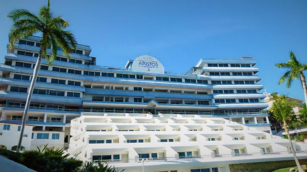 Photo of Buildings in Caleta