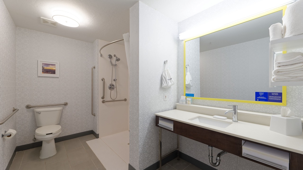 Photo of Bathroom in Palm Valley