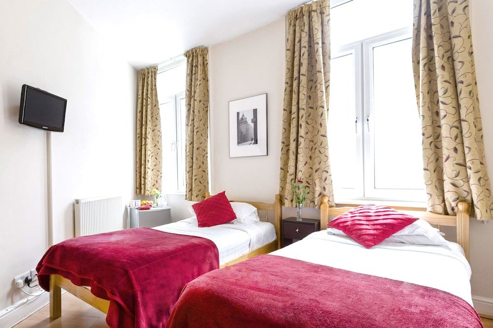 Photo of Bedroom in Newington