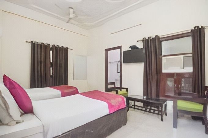 Photo of Bedroom in Mahipalpur