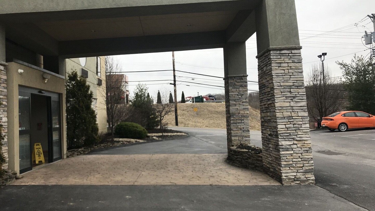 Photo of Buildings in Monaca