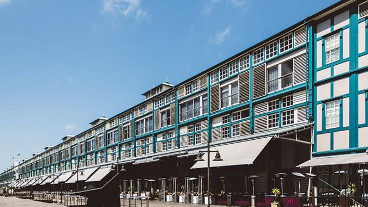 Photo of Buildings in Woolloomooloo