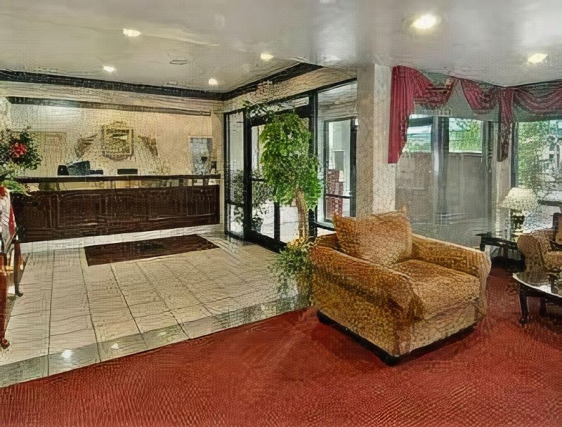 Photo of Livingroom in Cave City
