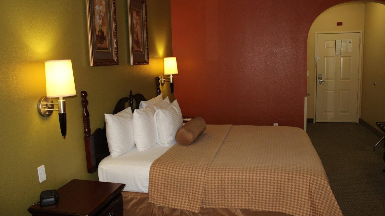 Photo of Bedroom in North Shore