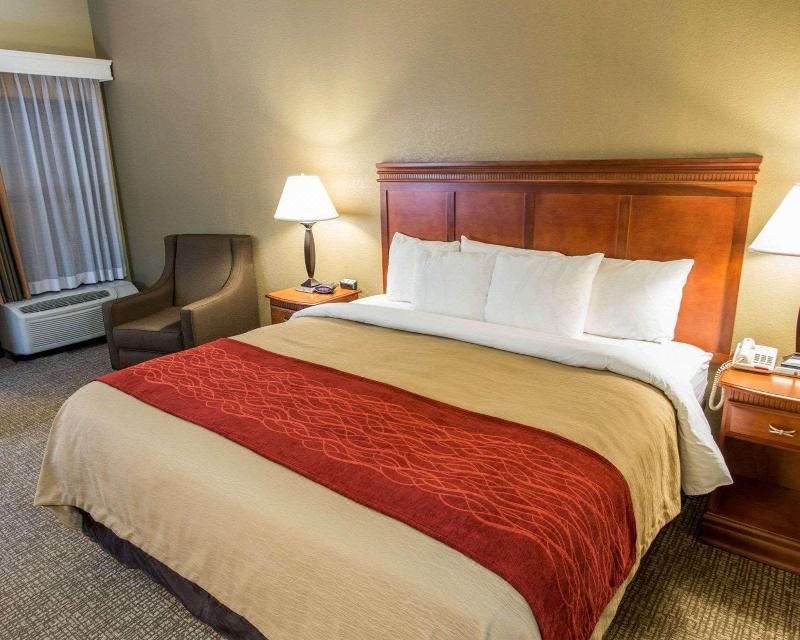 Photo of Bedroom in Opelika