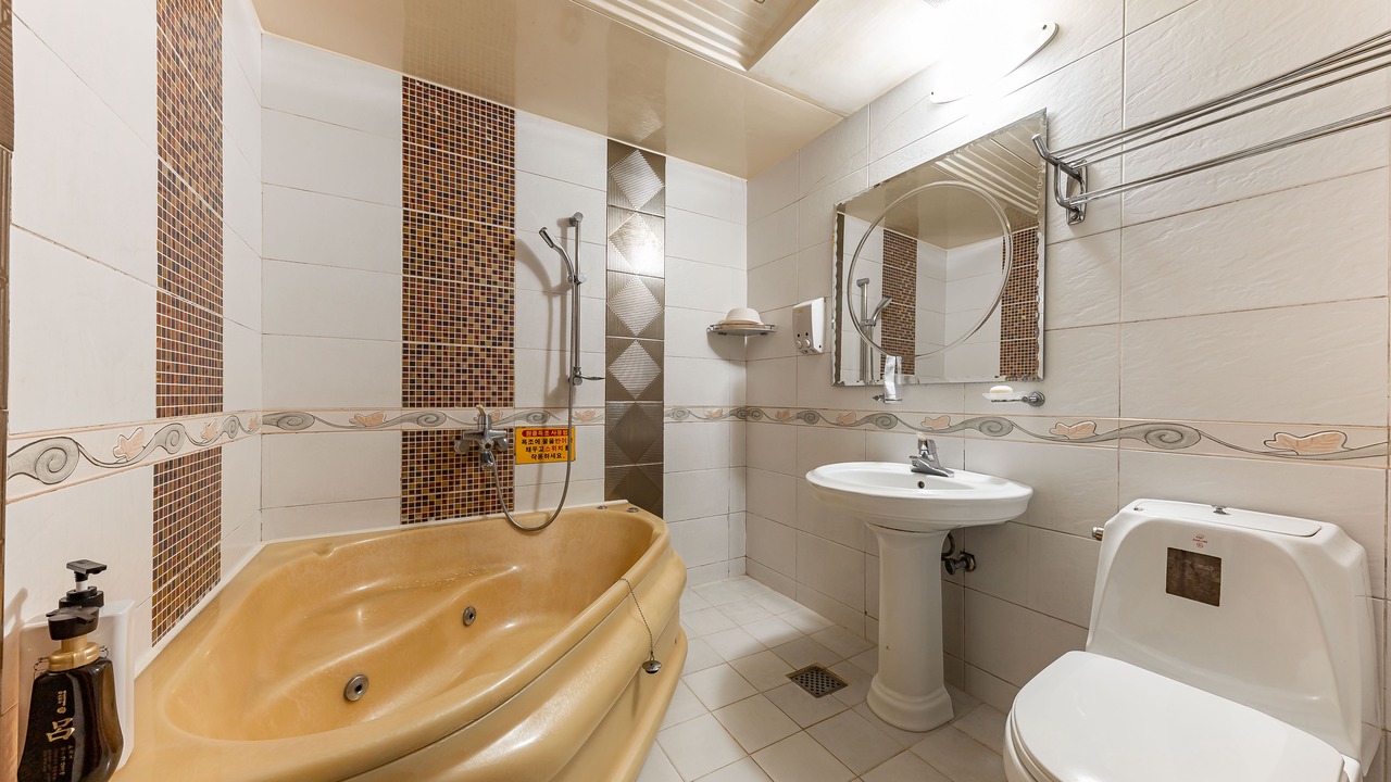 Photo of Bathroom in Cheongju