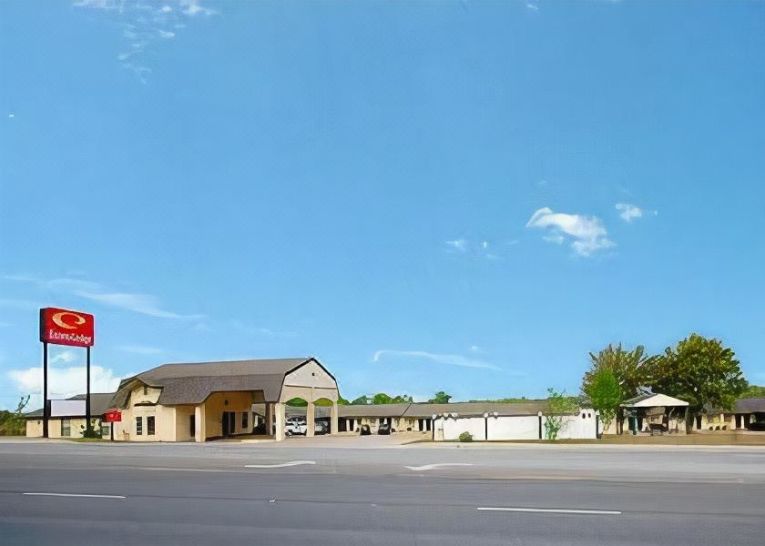 Photo of Buildings in Three Rivers