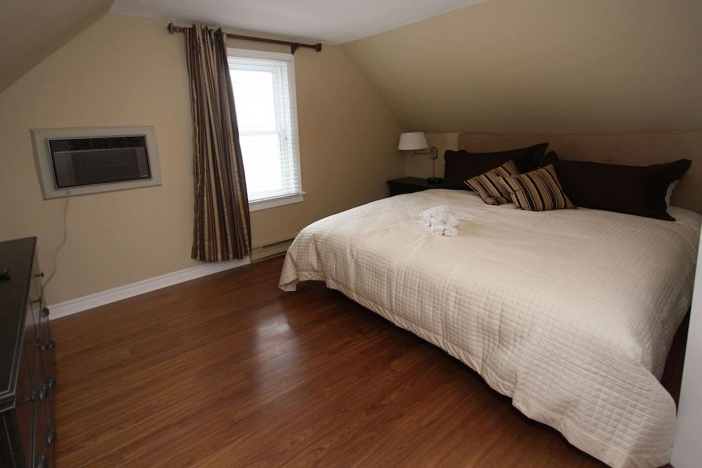 Photo of Bedroom in Port Stanton