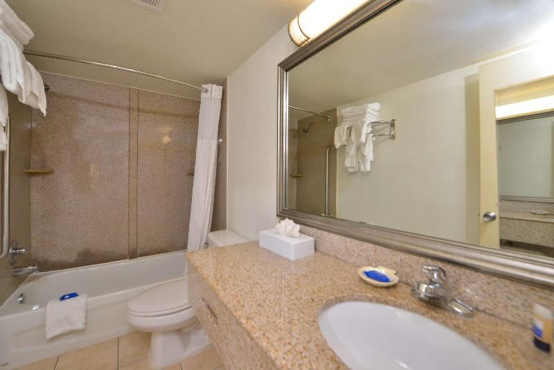 Photo of Bathroom in Cottage Line