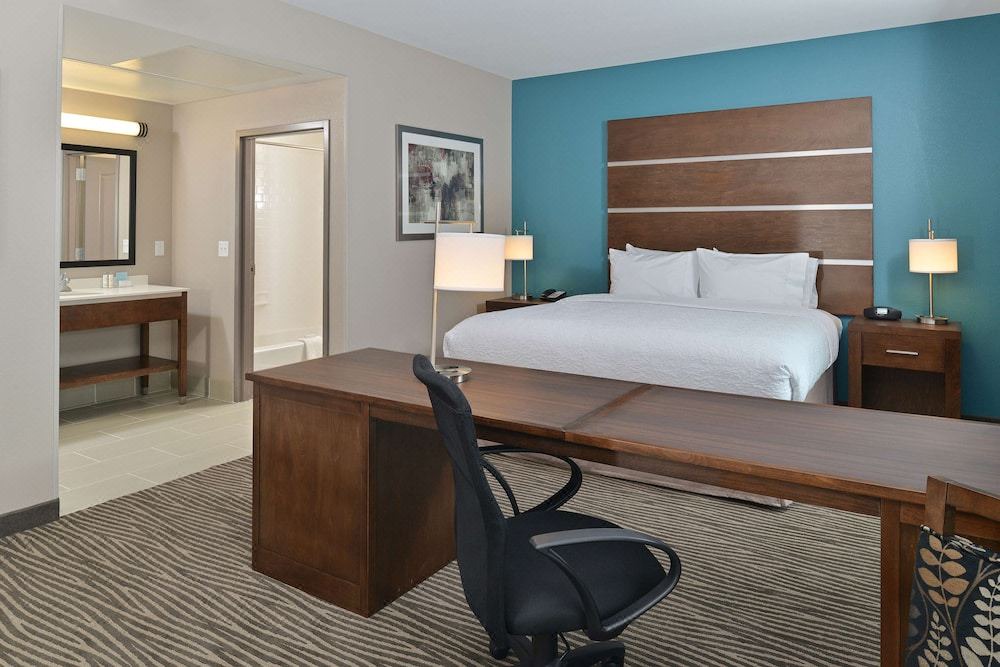Photo of Bedroom in Court Avenue Entertainment District