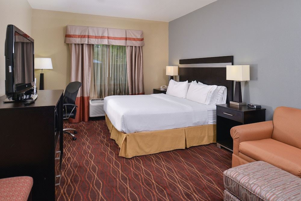 Photo of Bedroom in Sunset Valley