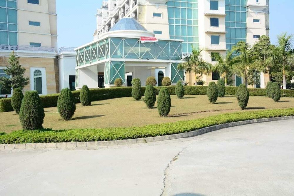 Photo of Buildings in Badheri Rajputan