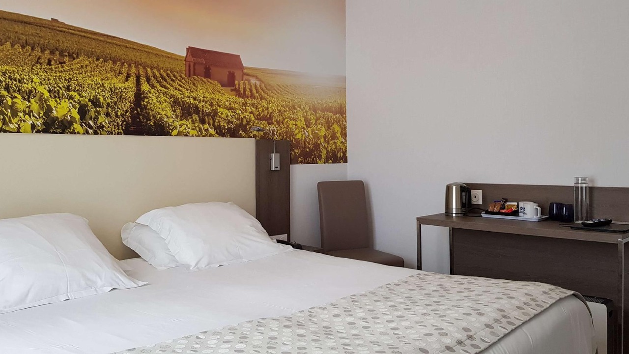 Photo of Bedroom in Chateau-Thierry
