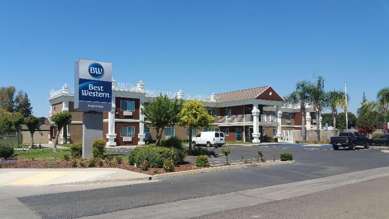 Photo of Buildings in Dinuba