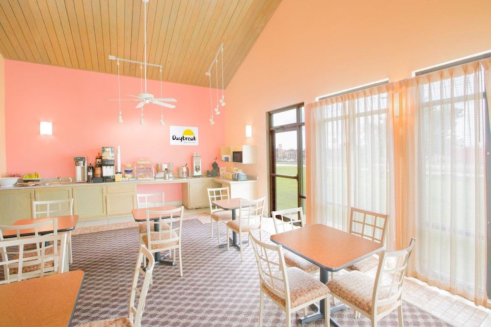 Photo of Livingroom in Hattiesburg
