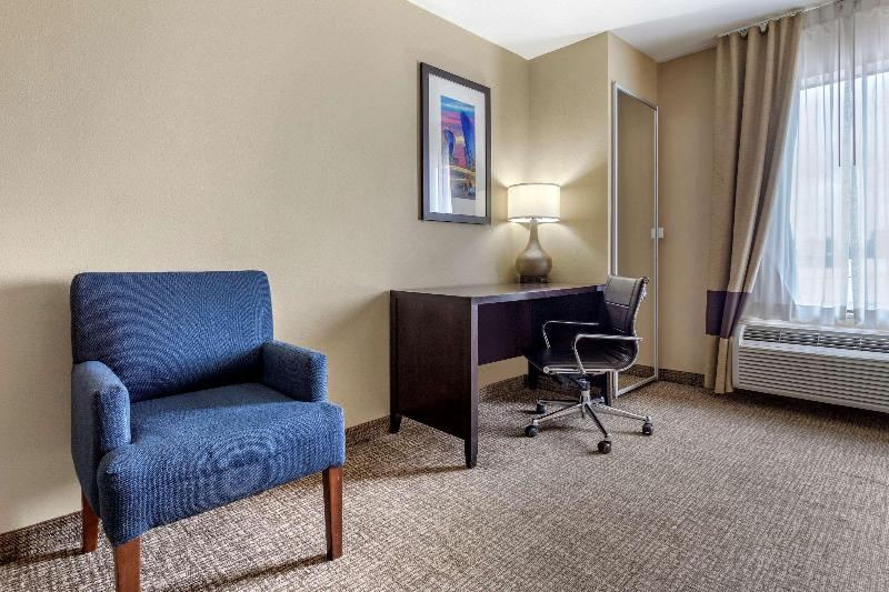 Photo of Livingroom in FM 1960