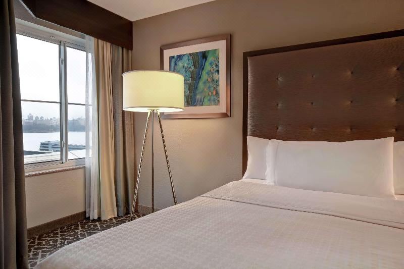 Photo of Bedroom in Edgewater