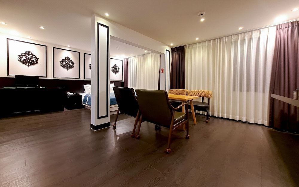 Photo of Livingroom in Ussambang