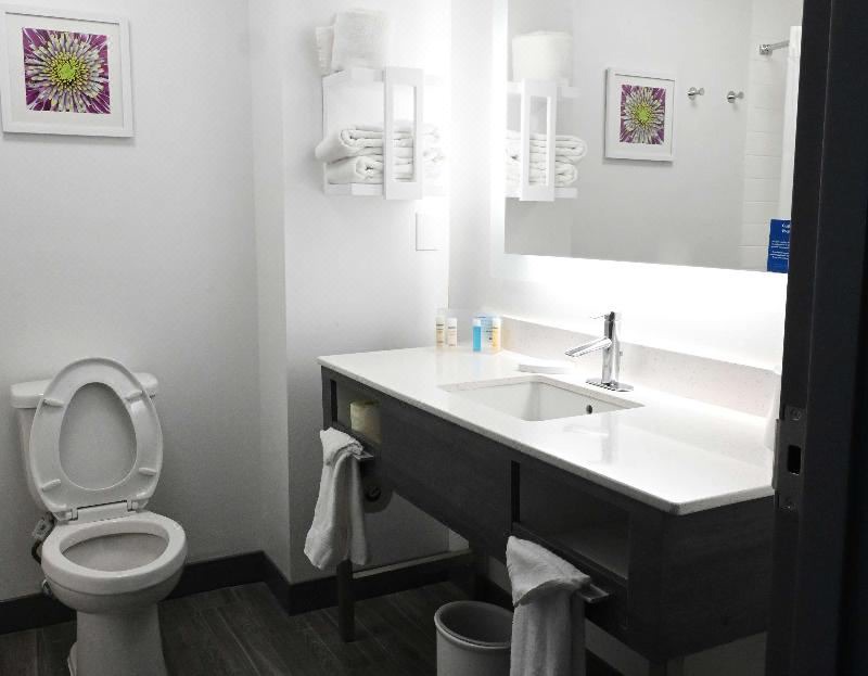 Photo of Bathroom in Lake Park