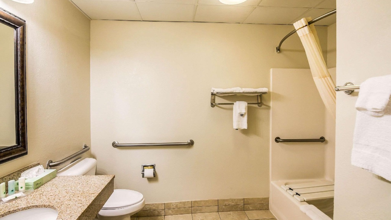 Photo of Bathroom in Alexander City