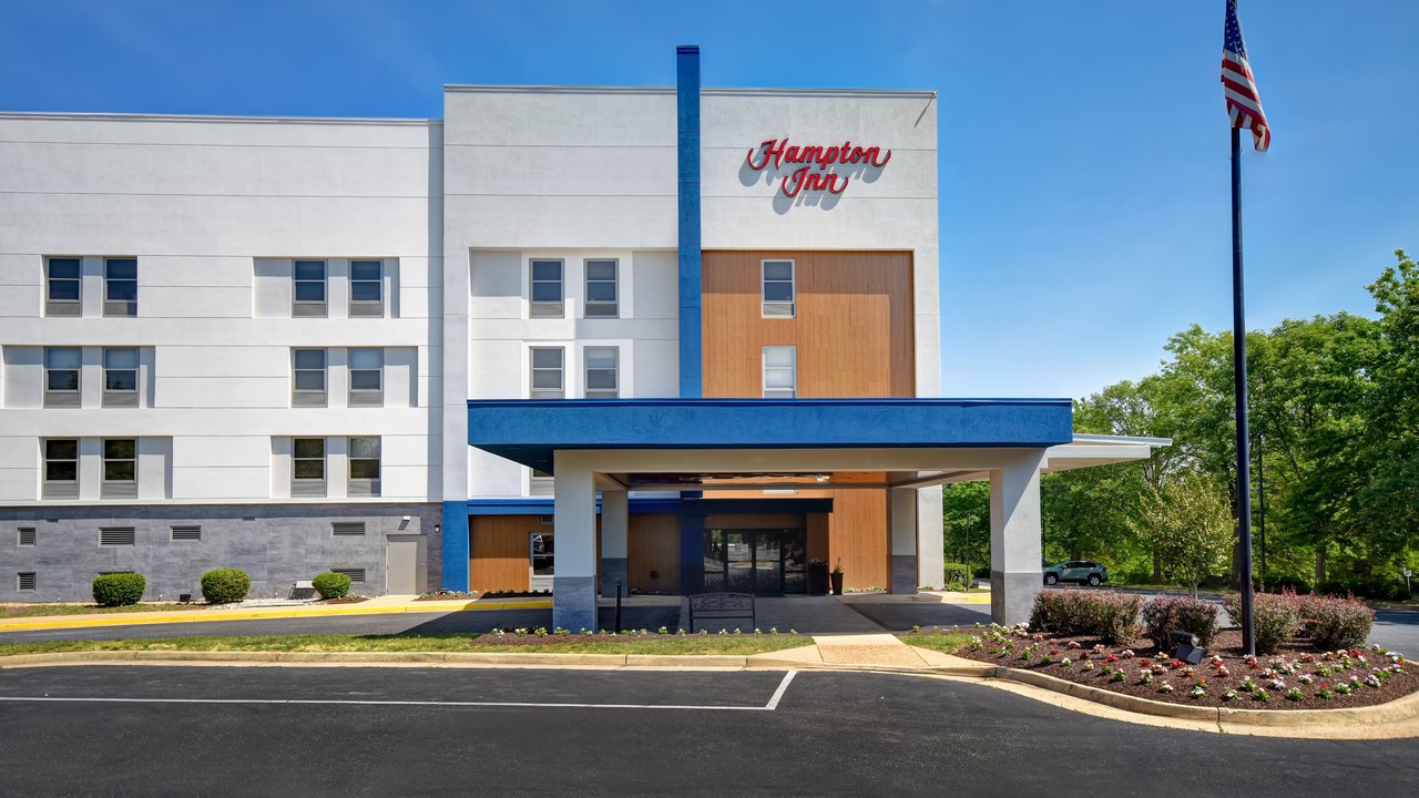 Photo of Buildings in Woodbridge