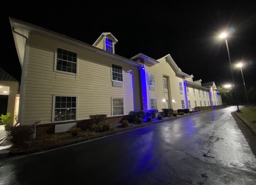 Photo of Buildings in Adairsville