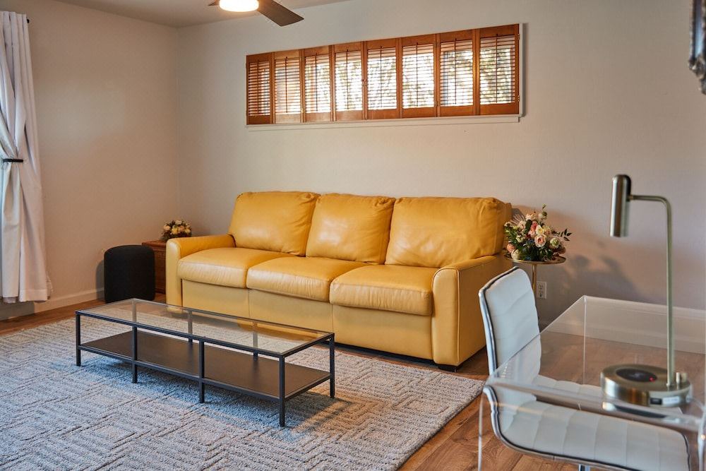 Photo of Livingroom in Clear Lake