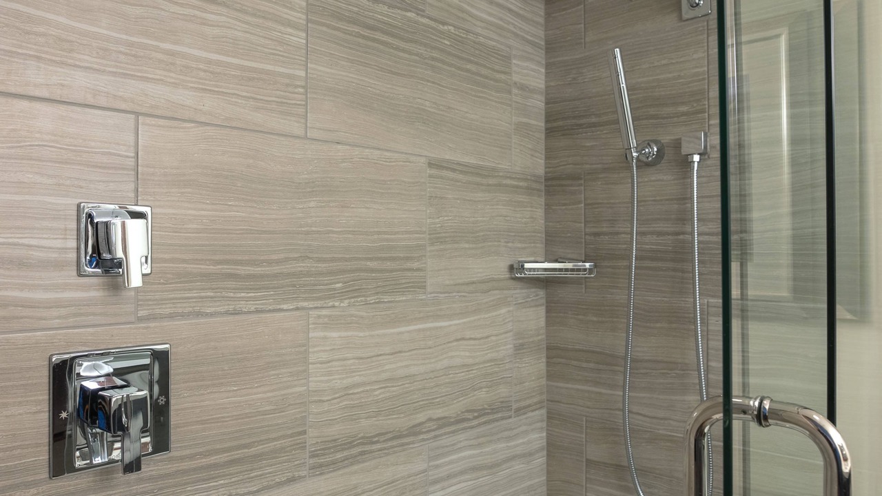 Photo of Bathroom in Dunwoody