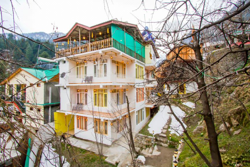 Photo of Buildings in Old Manali
