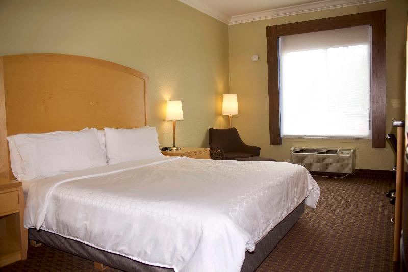 Photo of Bedroom in Nut Tree