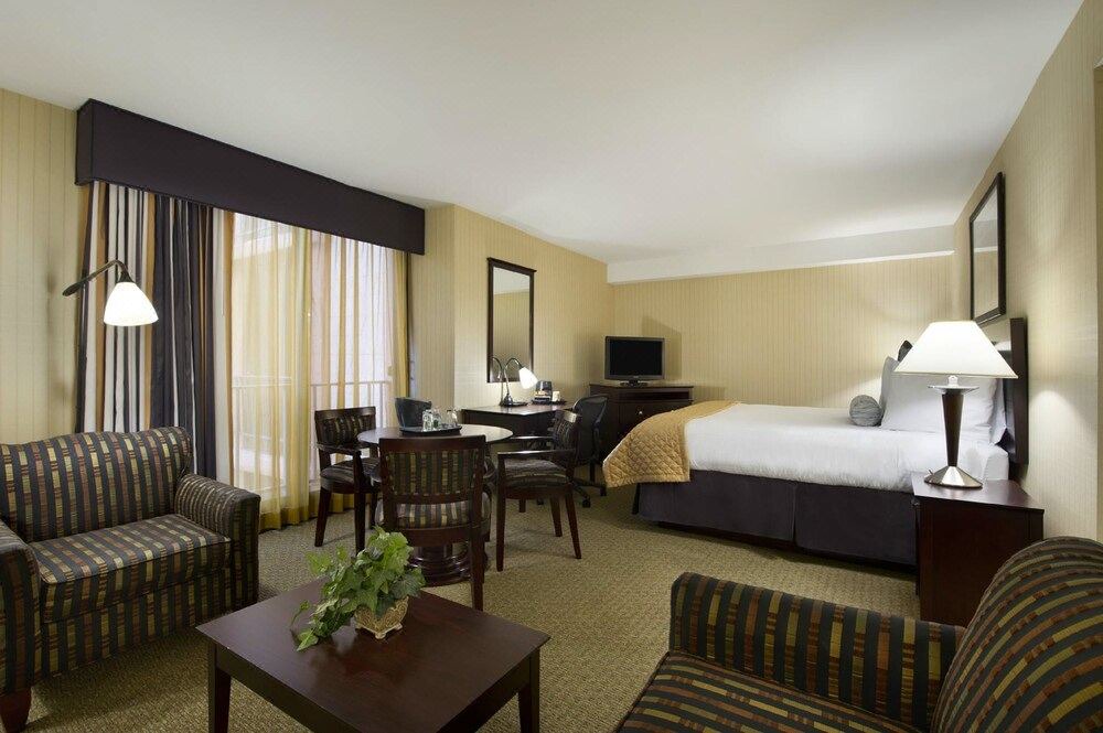 Photo of Livingroom in Newark