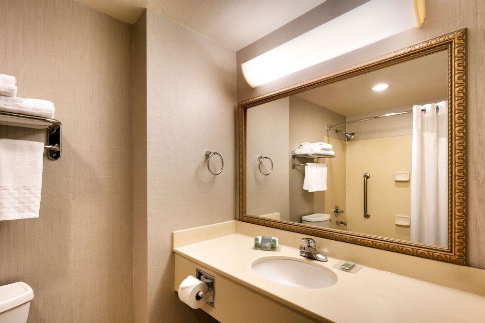 Photo of Bathroom in Evans Churchill