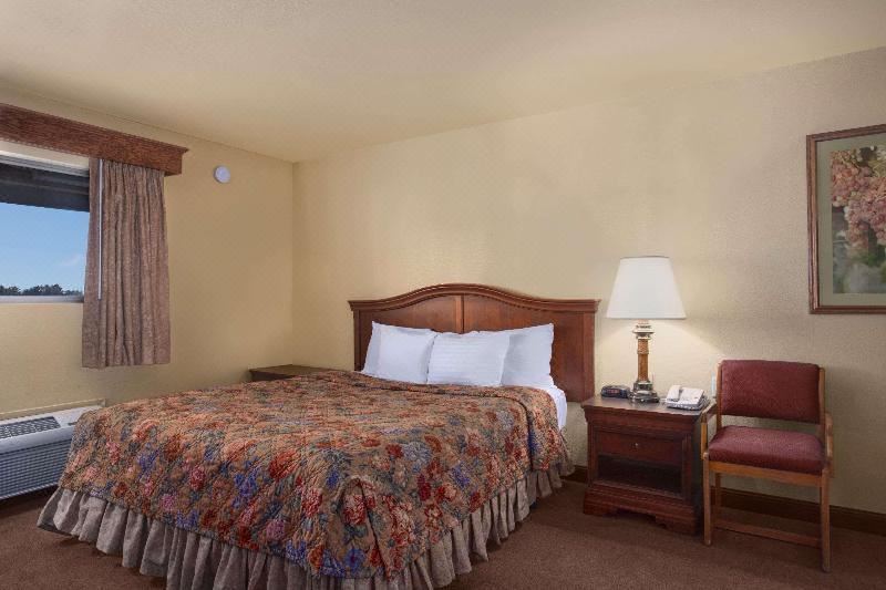 Photo of Bedroom in Lemoore