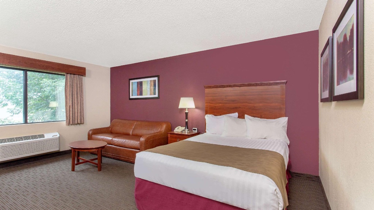 Photo of Bedroom in New London